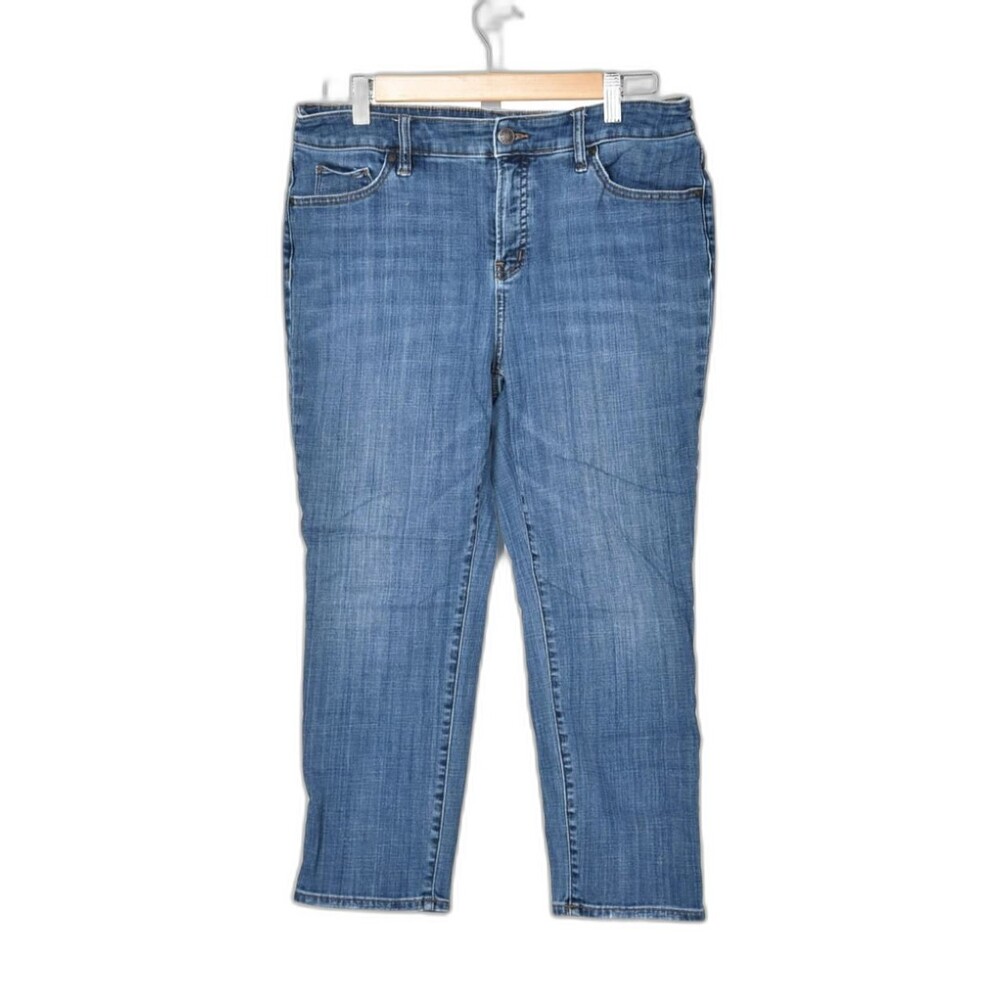 Chicos Womens So Slimming Girlfriend Slim Leg Cropped Size 1P